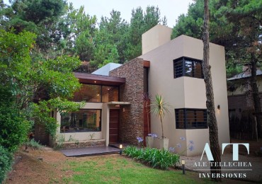 Casa Prana: Diseño de Vanguardia y Confort Sustentable en el Bosque de Mar de las Pampas.