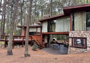 Casa En Mar de Las Pampas a 600 m del mar 5 ambientes